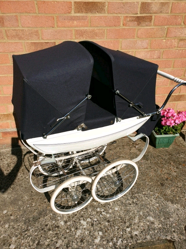 silver cross twin dolls pram coachbuilt